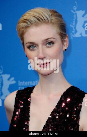 Photo du dossier en date du 18 février 2016 d'Elizabeth Debicki assistant à la première du film The Night Manager dans le cadre de la 66e Berlinale, Berlin International film Festival à Berlin, Allemagne. L'actrice australienne Elizabeth Debicki jouera Diana, princesse du pays de Galles, dans les deux dernières saisons de la série à succès Netflix The Crown, il a été annoncé. La star du Night Manager prendra la relève d'Emma Corrin, la quatrième saison. Photo d'Aurore Marechal/ABACAPRESS.COM Banque D'Images