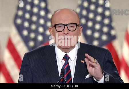 Dans cette image tirée de la vidéo de la Convention nationale républicaine, l'ancien maire Rudy Giuliani (républicain de New York, New York) fait des remarques au cours du quatrième et dernier jour de la convention, le jeudi 27 août 2020. Photo de la Convention nationale républicaine via CNP/ABACAPRESS.COM Banque D'Images