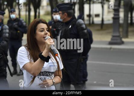 Rassemblement en faveur des Ouïghours détenus dans des camps en Chine à Paris, France, le 28 août 2020. Photo par Karim ait Adjedjou/avenir Pictures/ABACAPRESS.COM Banque D'Images