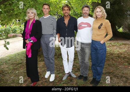 Amanda Lear, Alexandre Wetter, Ruben Alves, Thibault de Montalembert et Pascale Arbillot vus au Miss Photocall dans le cadre du 13ème Festival du film d'Angoulême à Angoulême, France, le 30 août 2020. Photo de Jerome Domine/ABACAPRESS.COM Banque D'Images