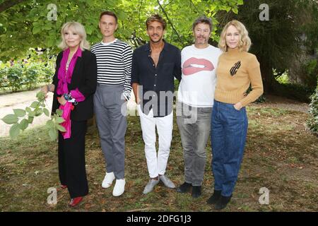 Amanda Lear, Alexandre Wetter, Ruben Alves, Thibault de Montalembert et Pascale Arbillot vus au Miss Photocall dans le cadre du 13ème Festival du film d'Angoulême à Angoulême, France, le 30 août 2020. Photo de Jerome Domine/ABACAPRESS.COM Banque D'Images