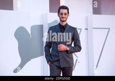 Pierre Niney participe à la première Amants dans le cadre du 77e Festival du film de Venise à Venise, Italie, le 03 septembre 2020. Photo d'Aurore Marechal/ABACAPRESS.COM Banque D'Images