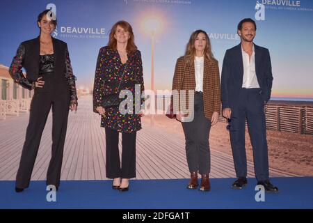 Noemie Merlant, Marie-Castille mention-Schaar, Alysson Paradis, Vincent Dedienne assistant au photocall du film A Good Man lors du 46e Festival américain du film de Deauville à Deauville, France, le 6 septembre 2020. Photo de Julien Reynaud/APS-Medias/ABACAPRESS.COM Banque D'Images