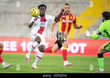 Arnaud Kalimuendo-Muinga de Paris Saint-Germain en action pendant le match de la Ligue 1 entre RC Lens et Paris SG (PSG) au Stade Felix Bolaert le 10 septembre 2020 à Lens, France. Photo de David Niviere/ABACAPRESS.COM Banque D'Images