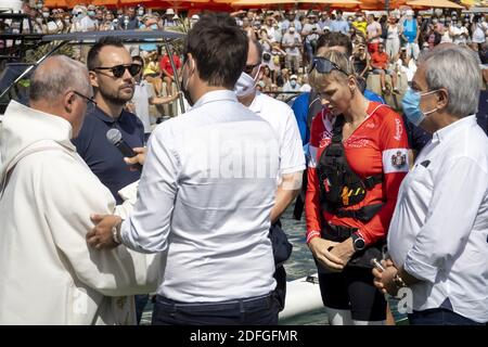 La princesse Charlene de Monaco et le prince Albert II de Monaco avant le départ du défi Vélo-eau Crossing Calvi Monaco le 12 septembre 2020 à Calvi, France. Photo d'Arnold Jerocki/Pool/ABACAPRESS.COM Banque D'Images