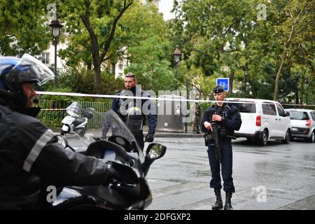 Une attaque poignante près des anciens locaux de Charlie Hebdo, plusieurs personnes ont été attaquées avec une machette près des anciens locaux du journal satirique, le théâtre d'une attaque en janvier 2015, dans le 11ème arrondissement de Paris. France le 25 septembre 2020. Photo de Lionel Urman/ABACAPRESS.COM Banque D'Images