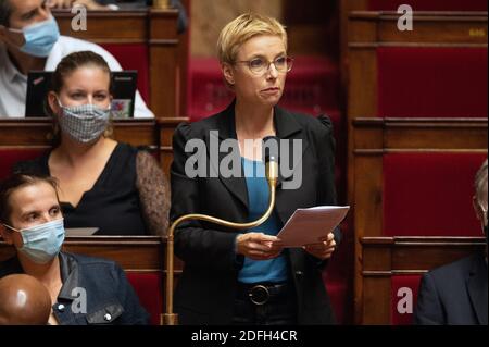 La députée Clementine Autain assiste à une session de questions au Gouvernement à l'Assemblée nationale française, en septembre 29 2020 à Paris, France. Photo de David Niviere/ABACAPRESS.COM Banque D'Images