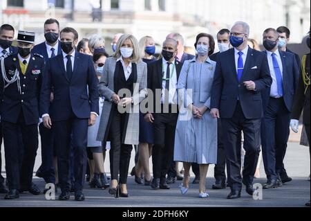 Président de la France Emmanuel Macron et Brigitte Macron après une cérémonie à Riga, en Lettonie, le 30 septembre 2020. Photo par Eliot Blondt/ABACAPRESS.COM Banque D'Images