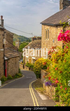 View of stone houses and St Mathews Church in Hayfield, High Peak, Derbyshire, England, United Kingdom, Europe Stock Photo