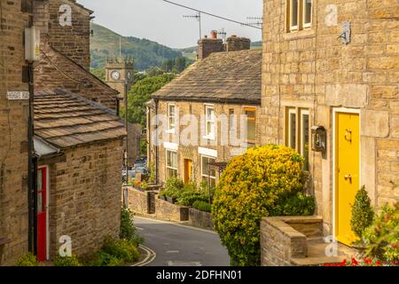 View of stone houses and St Mathews Church in Hayfield, High Peak, Derbyshire, England, United Kingdom, Europe Stock Photo