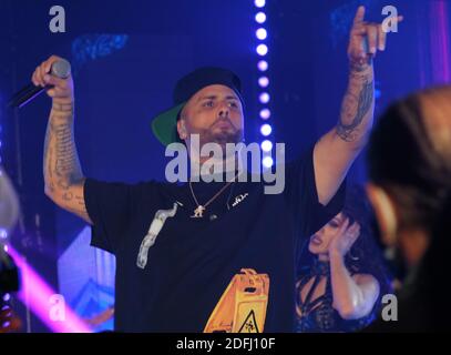 Wynwood, États-Unis. 05e décembre 2020. Nicky Jam, la star latine primée par Grammy, se produit au Bardot Live Theatre, dans le quartier de Wynwood à Miami, en Floride, le vendredi 4 décembre 2020. Nicky Jam est l'un des artistes les plus prolifiques dans le reggaeton et le piège latin. Jam a remporté des prix, notamment le Billboard Latin Music Awards Latin Rhythm Song of the Year, le iHeartRadio Music Awards Latin Song of the Year et le Latin Grammy's Best Urban Performance and Album of the Year. Photo de Gary I Rothstein/UPI crédit: UPI/Alay Live News Banque D'Images