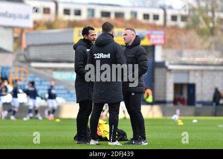 LONDRES, ANGLETERRE. LE 5 DÉCEMBRE, Wayne Rooney, directeur intérimaire du comté de Derby, avant le match du championnat Sky Bet entre Millwall et le comté de Derby à la Den, Londres, le samedi 5 décembre 2020. (Crédit : Ivan Yordanov | ACTUALITÉS MI) Banque D'Images