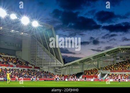 Londres, Royaume-Uni. 05e décembre 2020. Stade communautaire Brentford lors du match de championnat EFL Sky Bet entre Brentford et Blackburn Rovers au stade communautaire Brentford, Londres, Angleterre, le 5 décembre 2020. Photo de Phil Hutchinson. Utilisation éditoriale uniquement, licence requise pour une utilisation commerciale. Aucune utilisation dans les Paris, les jeux ou les publications d'un seul club/ligue/joueur. Crédit : UK Sports pics Ltd/Alay Live News Banque D'Images