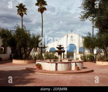 Cour de mission San Xavier Del bac, Tucson, Arizona Banque D'Images