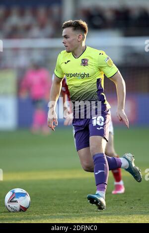 Cheltenham, Royaume-Uni. 05e décembre 2020. Archie Collins de la ville d'Exeter lors du match EFL Sky Bet League 2 entre Cheltenham Town et Exeter City au stade Jonny-Rocks, Cheltenham, Angleterre, le 5 décembre 2020. Photo de Dave Peters. Utilisation éditoriale uniquement, licence requise pour une utilisation commerciale. Aucune utilisation dans les Paris, les jeux ou les publications d'un seul club/ligue/joueur. Crédit : UK Sports pics Ltd/Alay Live News Banque D'Images