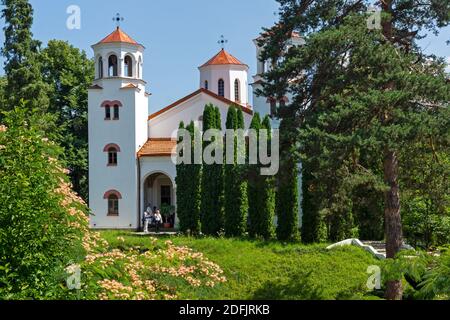 MONASTÈRE de KLISURA, BULGARIE - 10 AOÛT 2014 : monastère médiéval de Klisura dédié aux saints Cyril et Methodius, région du Montana, Bulgarie Banque D'Images