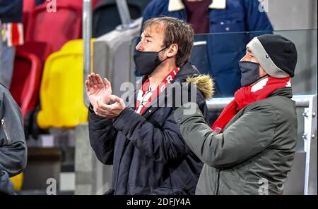 Londres, Royaume-Uni. 05e décembre 2020. Les supporters du Brentford FC lors du match de championnat EFL Sky Bet entre Brentford et Blackburn Rovers au Brentford Community Stadium, Londres, Angleterre, le 5 décembre 2020. Photo de Phil Hutchinson. Utilisation éditoriale uniquement, licence requise pour une utilisation commerciale. Aucune utilisation dans les Paris, les jeux ou les publications d'un seul club/ligue/joueur. Crédit : UK Sports pics Ltd/Alay Live News Banque D'Images