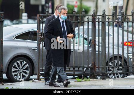 Nicolas Sarkozy aux funérailles de l'auteur français Denis Tillinac à l'église Saint-François-Xavier le 02 octobre 2020 à Paris, France. Photo de Nasser Berzane/ABACAPRESS.COM Banque D'Images