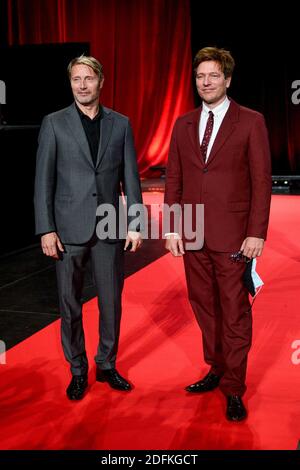 Mads Mikkelsen, Thomas Vinterberg participant à la cérémonie d'ouverture du 12ème Festival du film Lumiere le 10 octobre 2020 à Lyon, France. Photo de Julien Reynaud/APS-Medias/ABACAPRESS.COM Banque D'Images