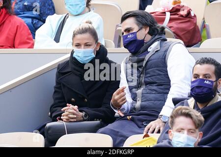 Laure Boulleau et son compagnon assistent à la finale des femmes célibataires le 14 e jour de l'Open de tennis français au stade Roland Garros le 10 octobre 2020 à Paris, France. Photo de Laurent Zabulon/ABACAPRESS.COM Banque D'Images