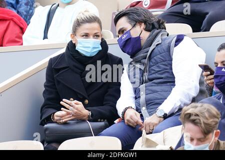 Laure Boulleau et son compagnon assistent à la finale des femmes célibataires le 14 e jour de l'Open de tennis français au stade Roland Garros le 10 octobre 2020 à Paris, France. Photo de Laurent Zabulon/ABACAPRESS.COM Banque D'Images