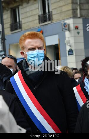 Membre français du Parlement du parti de gauche français la France Insoumise (LFI) Adrien Quatennens à l'occasion d'un rassemblement en hommage à Samuel Paty, professeur d'histoire et de géographie au Collège du Bois d'Aulne à Conflans-Sainte-Honorine, présidé le vendredi 16 octobre par un jeune fanatique musulman tchétchène. Assassinés pour avoir montré ces étudiants caricatures du prophète Mohammed. Paris, France, le 18 octobre 2020. Photo par Karim ait Adjedjou/avenir Pictures/ABACAPRESS.COM Banque D'Images