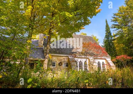 Clearing Folk School, Door County, Wisconsin, États-Unis, à l'automne Banque D'Images