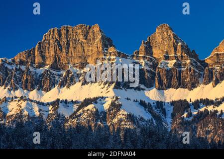 Broi, 2279 m, Zuestoll, 2235 m, Suisse Banque D'Images