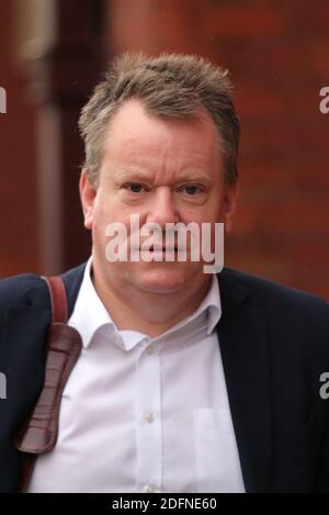 Le négociateur en chef du Royaume-Uni pour le Brexit, Lord David Frost, arrive à la gare de St Pancras à Londres avant de se rendre à Bruxelles pour des pourparlers avec l'UE en vue de conclure un accord commercial post-Brexit. Banque D'Images