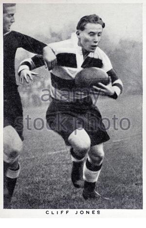 Cliff Jones, 1914 – 1990, est un club gallois international de rugby à xv qui est le plus associé à Cardiff et à l'Université de Cambridge dans les années 1930 Banque D'Images