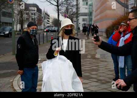 Loredana BEI der Ankunft zur TV Spendengala 'Ein Herz für Kinder' 2020 im Studio G in Adlershof. Berlin, 05.12.2020 Banque D'Images