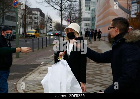 Loredana BEI der Ankunft zur TV Spendengala 'Ein Herz für Kinder' 2020 im Studio G in Adlershof. Berlin, 05.12.2020 Banque D'Images