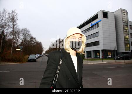 Loredana BEI der Ankunft zur TV Spendengala 'Ein Herz für Kinder' 2020 im Studio G in Adlershof. Berlin, 05.12.2020 Banque D'Images