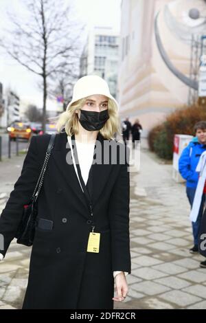 Loredana BEI der Ankunft zur TV Spendengala 'Ein Herz für Kinder' 2020 im Studio G in Adlershof. Berlin, 05.12.2020 Banque D'Images