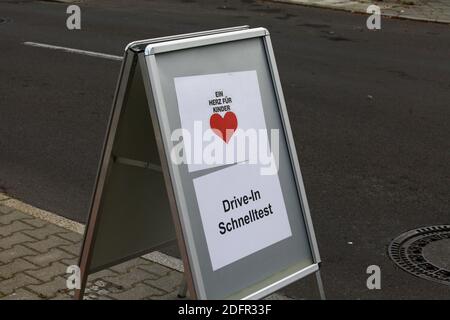 Ankunft zur TV Spendengala 'Ein Herz für Kinder' 2020 im Studio G à Adlershof. Berlin, 05.12.2020 Banque D'Images