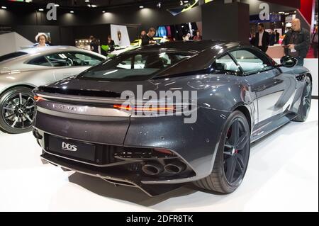 Aston Martin DBS Superleggera lors du salon de l'automobile de Paris 2018, connu sous le nom de mondial de l'automobile, qui s'est tenu au parc des expositions de la porte de Versailles, à Paris, en France, le 2 octobre 2018. Photo de Nicolas Genin/ABACAPRESS.COM Banque D'Images