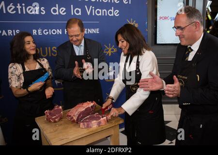 Olivia Polski, Anne Hidalgo, Patrick Ollier, Laurent Callu Président de la fédération de boucherie de paris à l'occasion du 150 anniversaire de la fédération de boucherie de Paris et de la région parisienne ( Fédération de la boucherie et des métiers de la viande de Paris et de la région parisienne). À Paris, France, le 15 octobre 2018. Photo de Raphaël Lafargue/ABACAPRESS.COM Banque D'Images