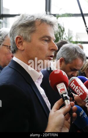 Après une rencontre avec les délégués d'Ascoval Fabien Roussel , député du parti communiste, vu ici au ministère des Finances, Paris, France, le 31 octobre 2018. Photo de Henri Szwarc/ABACAPRESS.COM Banque D'Images