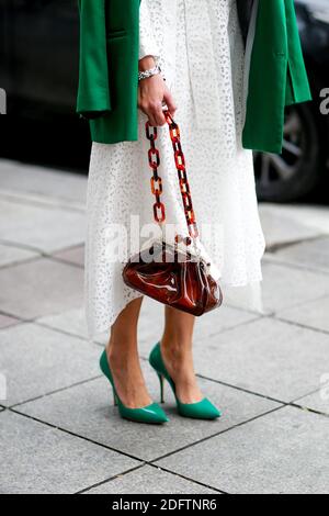 Street style, gros plan à Ingorokva printemps été 2019 prêt-à-porter show, tenu à Mercedes Benz Fashion week Tbilissi, Géorgie, le 3 novembre 2018. Photo de Marie-Paola Bertrand-Hillion/ABACAPRESS.COM Banque D'Images