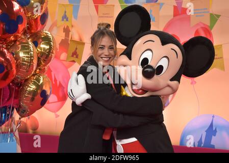 Alice Belaidi participe à l'événement « Joyeux Mickey » à Disneyland Paris à Marne-la-Valle, France, le 18 novembre 2018. Disney Parks célèbre 90 ans de magie avec Mickey, en lançant une saison de Noël exceptionnelle. Document photo de Disney/ABACAPRESS.COM Banque D'Images