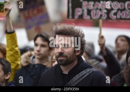 Les militants et manifestants français de l'environnement participent à une marche pour le climat le 8 décembre 2018 à Paris, en France. Photo de Patrice Pierrot/avenir Pictures/ABACAPRESS.COM Banque D'Images