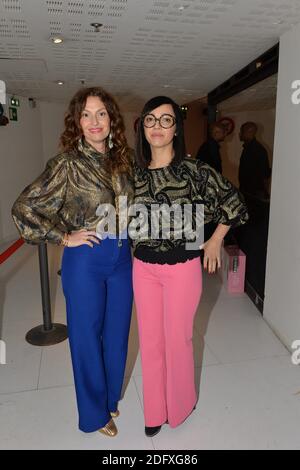 Aurelie Saada (L) et Sylvie Hoarau du duo Brigitte lors de l'enregistrement du vivre Dimanche le 19 décembre 2018 à Paris, France. Photo de Max Colin/ABACAPRESS.COM Banque D'Images