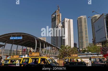 11 Avr 2019 Mahalaxmi gare, entrée, Western Railway Mumbai, Maharashtra, Inde, Asie Banque D'Images