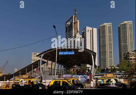 11 Avr 2019 Mahalaxmi gare, entrée, Western Railway Mumbai, Maharashtra, Inde, Asie Banque D'Images