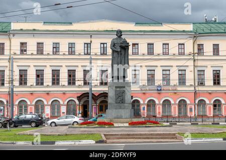 Yaroslavl, Russie - 14 août 2020 : un monument au prince Yaroslav le Sage - au fondateur de Yaroslavl. Anneau d'or de Russie Banque D'Images