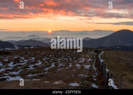 Coucher de soleil depuis Plankogel, Sommeralm, Autriche Banque D'Images