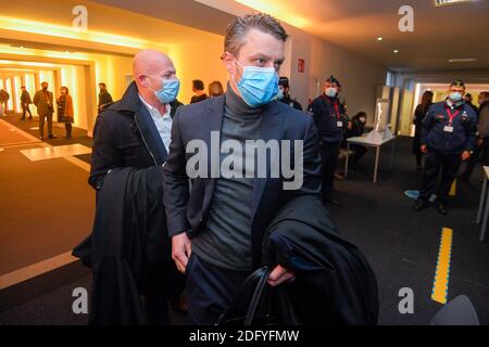 L'avocat Sven Mary, représentant Abdeslam et l'avocat Cedric Moisse, photographiés avant une session de la salle du conseil de Bruxelles concernant la terreur de 2016 Banque D'Images