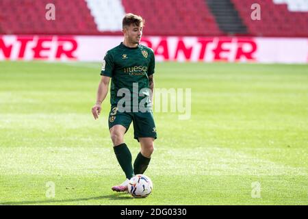 Pablo Maffeo de Huesca pendant le championnat d'Espagne la Liga Match de football entre Granada CF et SD Huesca en décembre 6 / LM Banque D'Images