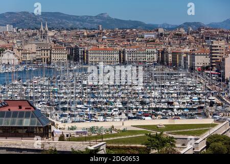 Le Vieux Port de la ville de Marseille à la Côte d'Azur région du sud de la France. Banque D'Images