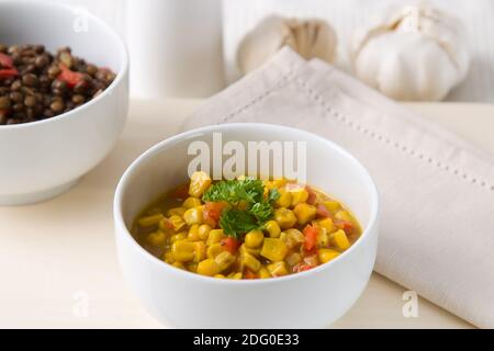 Curry de Kokosmilch Mais - Curry de maïs au lait de noix de coco Banque D'Images